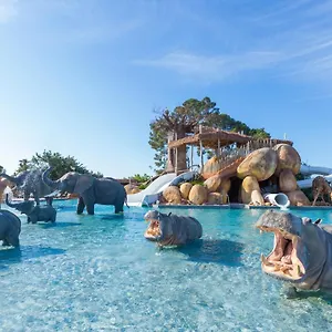 4* Курортный комплекс Sanguli &